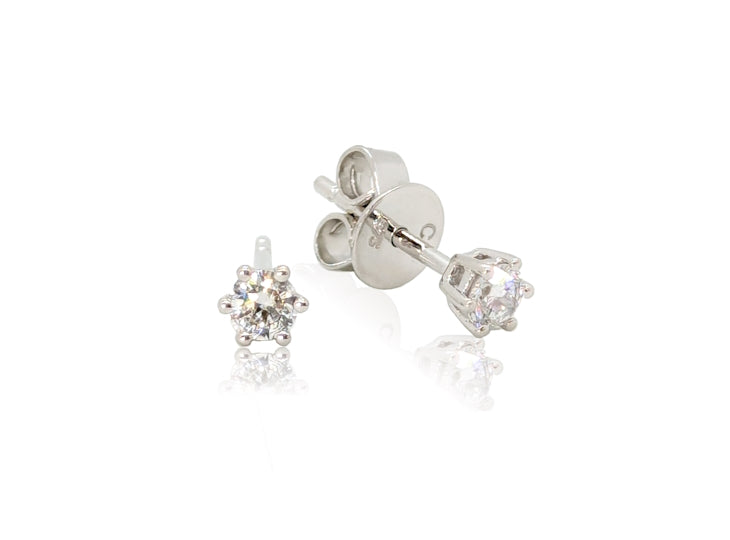 Holdsworth Classic 9K White Gold, 6 Claw, Diamond Stud Earrings.